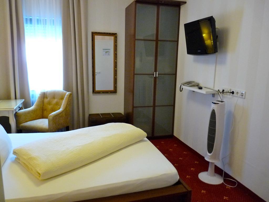 Hotel Geissler Штутгарт Экстерьер фото